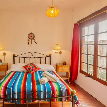 Alegrias Hostel Богота Экстерьер фото